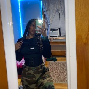 Meet your Posher, Nafisha